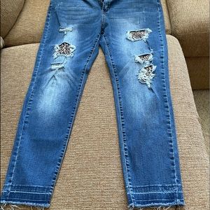 Judy Blue Distressed Skinny Fit Leopard Patched Jeans 2XL